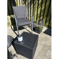 Vedligeholdelsesfrit kvadratisk sidebord - vlg farve