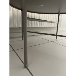 Pesetos bord med skve linjer fra schou - 70 x H35 cm. CHARMERENDE BORD PERFEKT TIL TERASSEN!!