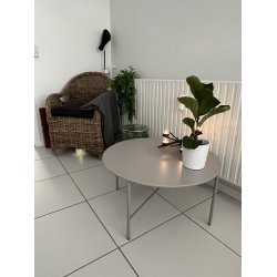 Pesetos bord med skve linjer fra schou - 70 x H35 cm. CHARMERENDE BORD PERFEKT TIL TERASSEN!!