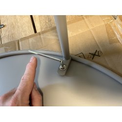 Pesetos bord med skve linjer fra schou - 70 x H35 cm. CHARMERENDE BORD PERFEKT TIL TERASSEN!!