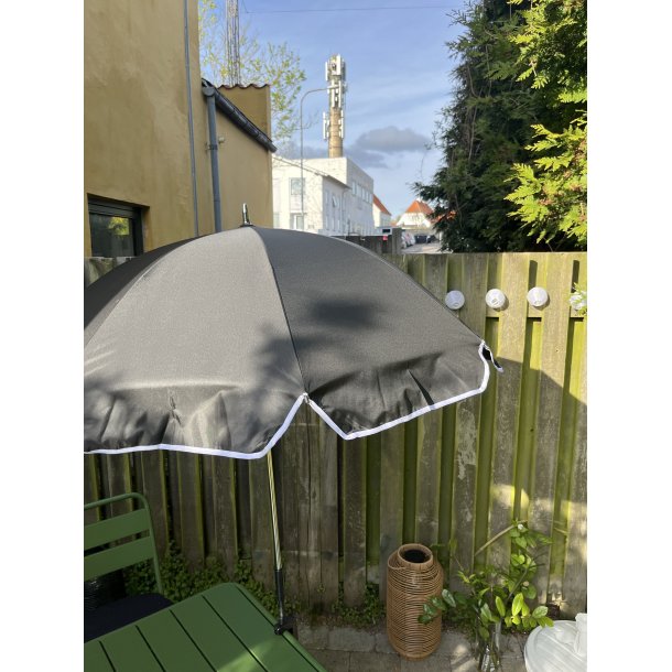 Bordparasol inkl. beslag - : 110 cm. Vlg farve Sort