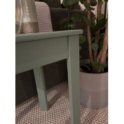 Stabelbar TOKYO skammel i akacie tr. Bruge det ude eller inde - VLG farve