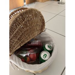 Oval picnickurv i narturligt pileflet - Perfekt til skovturen, stranden eller haven!