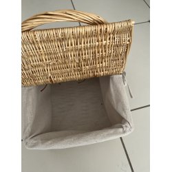Charmerende picnickurv i narturligt pileflet - Rummelig og perfekt til skovturen!