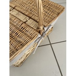Charmerende picnickurv i narturligt pileflet - Rummelig og perfekt til skovturen!