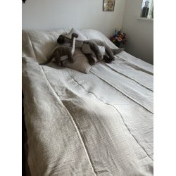 Bredygtigt og elegant sengetppe i 85% bomuld - Fs i flere varianter!