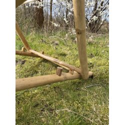 Gammeldags liggestol bambus med naturfarvet kanvas stof.