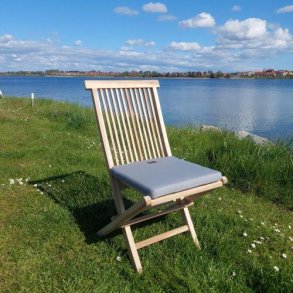 Sdehynde til klapstole Str. 37 x 40 cm. Kan fastgres til stolen med velcrobnd. (Flere Farver)