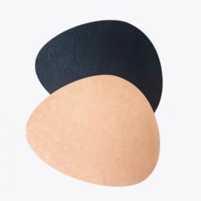 Elegant dkkeserviet i curved design - PU lder, Hard - Ikke foldbar - 41x33 - Frave : Coral