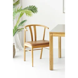 Stilfuld spisebordsstol i egetr� med bl�dt PU-s�de og moderne design - Model: Artenara -�F�s i flere farvekombinationer