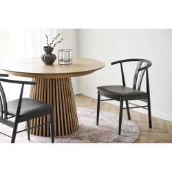 Stilfuld spisebordsstol i egetr� med bl�dt PU-s�de og moderne design - Model: Artenara -�F�s i flere farvekombinationer