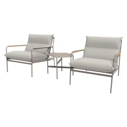 Eksklusivt lounges�t med bord fra ENVY i beige - Komfortable loungestole med All-weather hynder og UV-beskyttet polyrattan. Model Mille