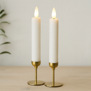 LED stagelys st  to styk i voks med 3D flamme - hjde 14 cm. Vlg grn eller hvid