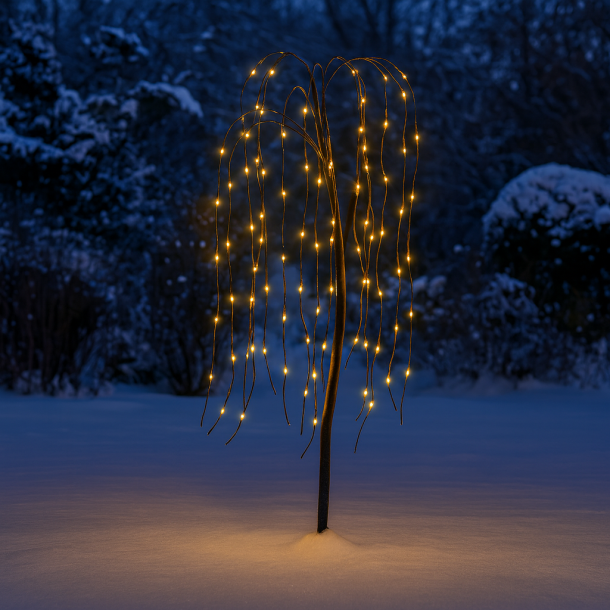 Hngepil p Spyd - Smuk og Magisk Belysning til Din Have