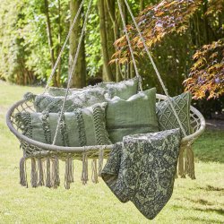 Lkker hvid hngekje sofa til to personer