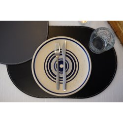 Elegant dkkeserviet i moderne ovalt design - PU lder hard - ikke foldbar - 30x45 cm - Vlg farve