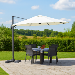 Bilbao lux Hngparasoll : 3,5 med tilt och roterande fot mot lgt hngande sol. 100% vattentt