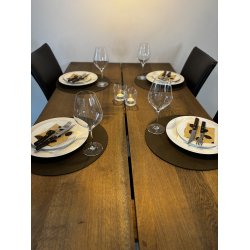 Rund dkkeserviet i PU Lder. D38 cm. Med farve p begge sidder. Vlg farve.