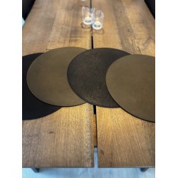 Rund dkkeserviet i PU Lder. D38 cm. Med farve p begge sidder. Vlg farve.