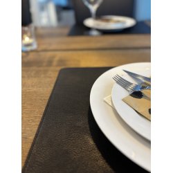 Sort/oliven dkkeserviet. 30x45 cm. Som kan vendes og bruges p begge sider med forskellige farver.