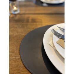 Oval Dkkeserviet i gte Lder hard- ikke foldbar - 30x45 -  Oval - Vlg farve