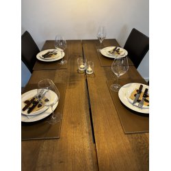 Dkkeserviet i klassisk rektangulr design - Fremstillet i PU hard lder - 30x45 cm - vlg farve