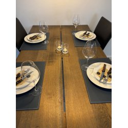 Dkkeserviet i klassisk rektangulr design - Fremstillet i PU hard lder - 30x45 cm - vlg farve