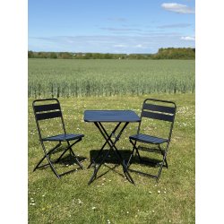 Charmerende cafest i stl - Bord + 2 stole. MODERNE CAFEST PERFEKT TIL ALTANEN!!! vlg farve