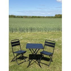 Charmerende cafest i stl - Bord + 2 stole. MODERNE CAFEST PERFEKT TIL ALTANEN!!! vlg farve