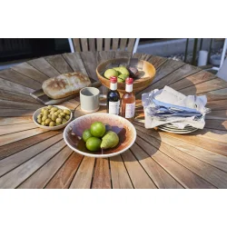 Smukt Ella haves�t � �130 cm rundt teakbord &amp; 5 stabelstole i hvid