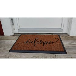Welcome Drmtte 40x60 cm af kokos med gummi. Drmtten tler sne, regn og sol, og forbliver pn. 