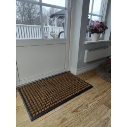 Elegant prickig drrmatta som tler allt vder 45x75 cm - Gummi/kokos - Finns i flera former
