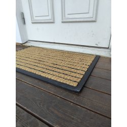 Drrmatta 45x75cm framstllt i gummi och kokos - Slitstark och frblir snygg vid utomhusbruk