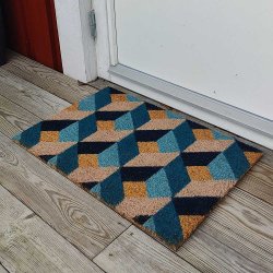 Grafisk drrmatta av kokos - Kombinerar hllbarhet och funktionalitet perfekt i en snygg design