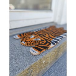 Leopard/Tiger Drmtte 40 x 75 cm. Pynt indgangspartiet med en farverig og eksotisk kokos drmtte