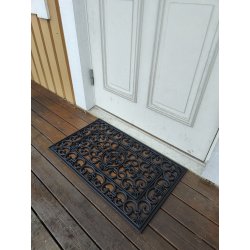 Ornament drrmatta av massivt svart gummi som hller i bde regn och sol - Finns i olika former