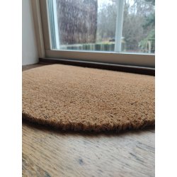 Drrmattor av kokos som finns i olika storlekar och former. Utom- och inomhusbruk med lng livslngd