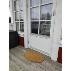 Drrmattor av kokos som finns i olika storlekar och former. Utom- och inomhusbruk med lng livslngd