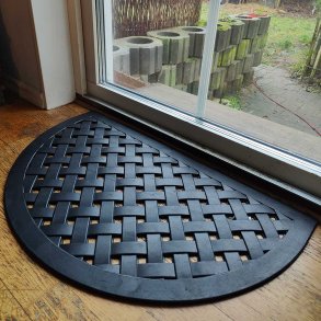 Drmtte flet mnster af massivt gummi forbliver flot i alt vejr - fs i foskellige strrelser