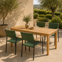 Oline havem�bels�t - Massivt Kronborg teakbord &amp; 4 stilrene og gr�nne Era stabelstole