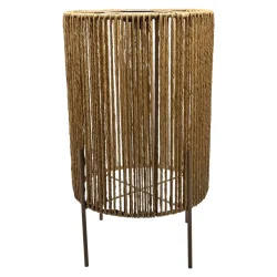 Elegant solcelle-gulvlygte i naturfarvet flet - Hyggelig LED-belysning til terrasse og have - V�lg st�rrelse