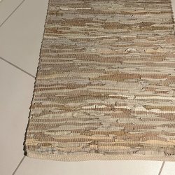 Gulvtppe i Skind 60x90 cm fra Dacore. Hj kvalitet og meget slidstrkt. Vlg blandt mange farver