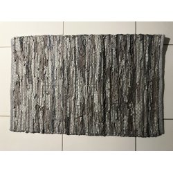 Gulvtppe i Skind 60x90 cm fra Dacore. Hj kvalitet og meget slidstrkt. Vlg blandt mange farver