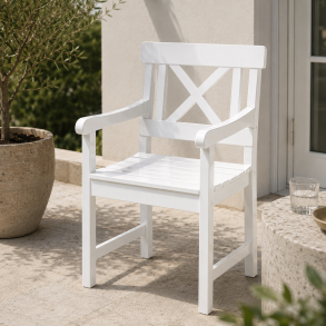 H�gblank vitm�lad stol i massivt mahogny - Modell: Sofiero