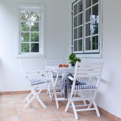 York Klappstol m/armstd - Vitmlad mahogny. spraka INTE.