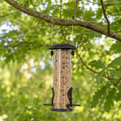 Elegant fuglefoderhus i carbonst�l med oph�ng med nem p�fyldning og velegnet til brug �ret rundt - V�lg mellem til fr�, n�dder eller mejsebolde
