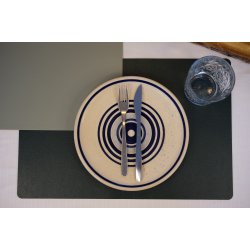 Dkkeserviet i klassisk rektangulrt design - PU lder soft - foldbar - 30x45 cm - Vlg farve