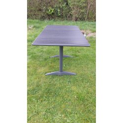 100 % vedligeholdelsesfrit Diana havebord til 4 personer i sort nonwood og alu
