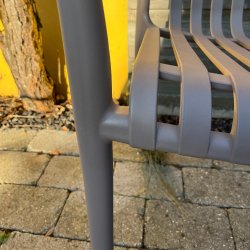 Stabelbar vedligeholdelsefri havestol i UV-beskyttet stbt plast - Model: Lily - Vlg farve 