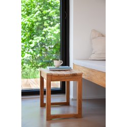 Vega skammel i teaktr L55 X D40 X H43 cm